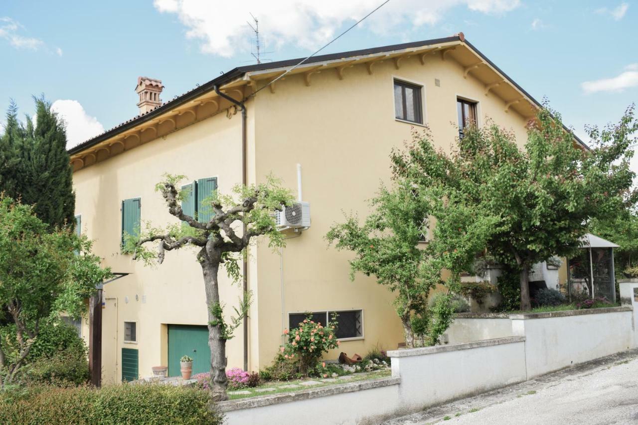 Tre Civette Sul Como Bed & Breakfast Cartoceto Exterior photo